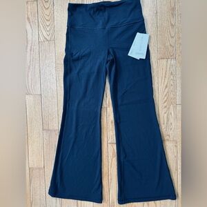 Athleta Elation Flare Pant medium navy blue NWT 29” inseam